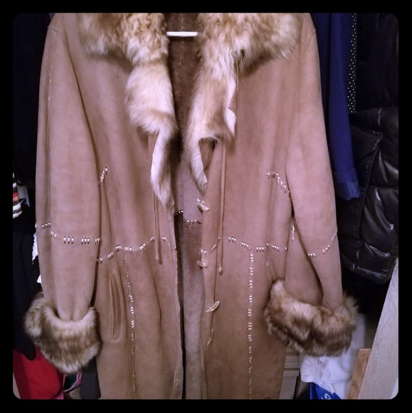 Lamb skin trench coat with fox fur